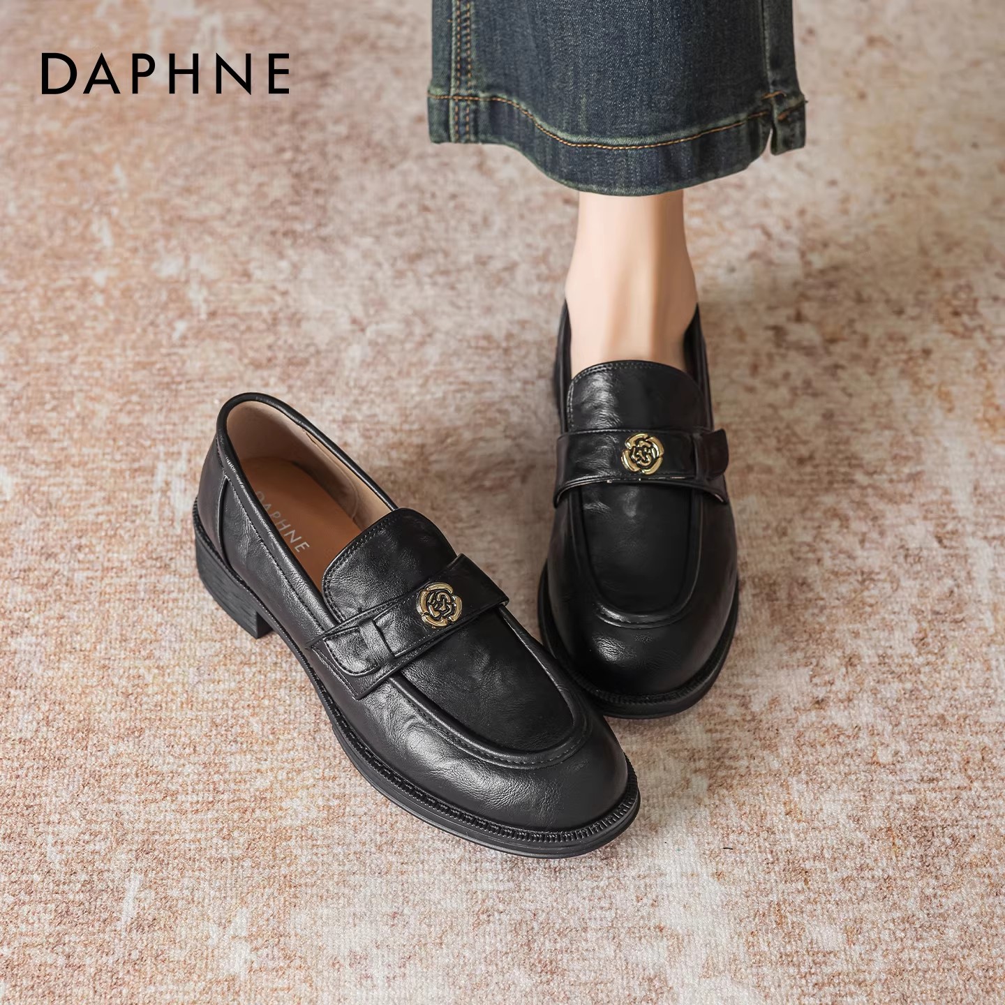 达芙妮黑色厚底乐福鞋女2026新春季复古小皮鞋山茶花英伦风单鞋主图