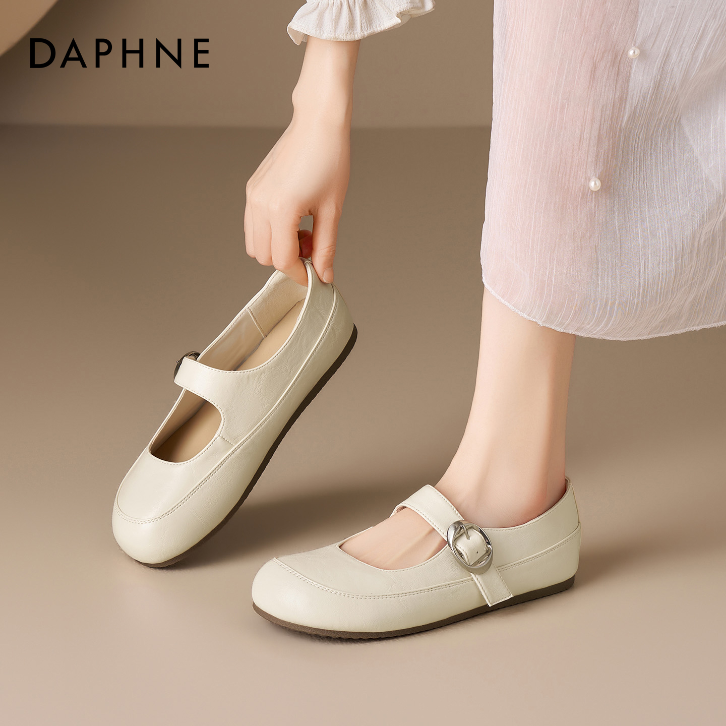 达芙妮芭蕾玛丽珍鞋女2025冬季新款法式温柔晚晚鞋平底通勤单鞋子主图