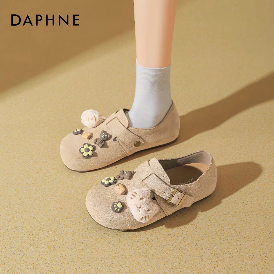 达芙妮厚底勃肯鞋女2026春季新款增高软底卡通可爱全包一脚蹬单鞋主图