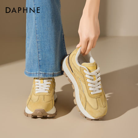 达芙妮黄色德训鞋女2026春季新款芭蕾休闲运动百搭松糕厚底阿甘鞋