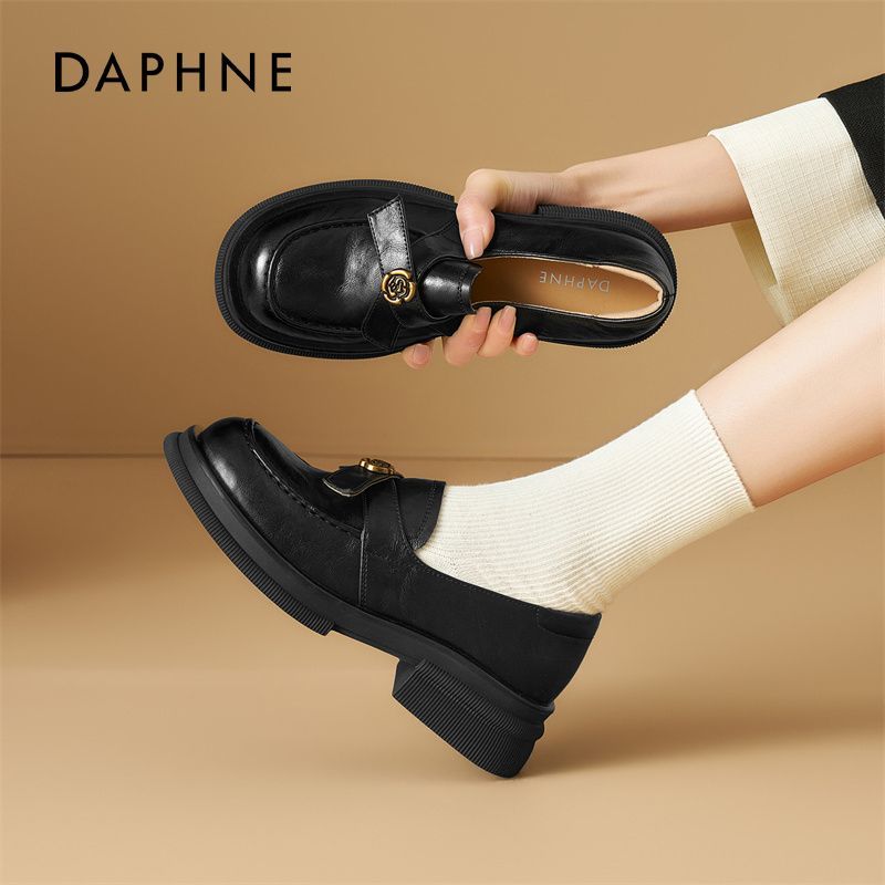 达芙妮黑色乐福鞋女冬季2025新款山茶花软底小皮鞋英伦风通勤单鞋主图