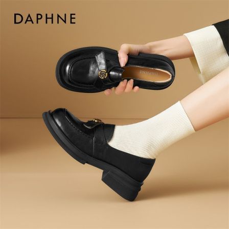 达芙妮黑色乐福鞋女冬季2025新款山茶花软底小皮鞋英伦风通勤单鞋