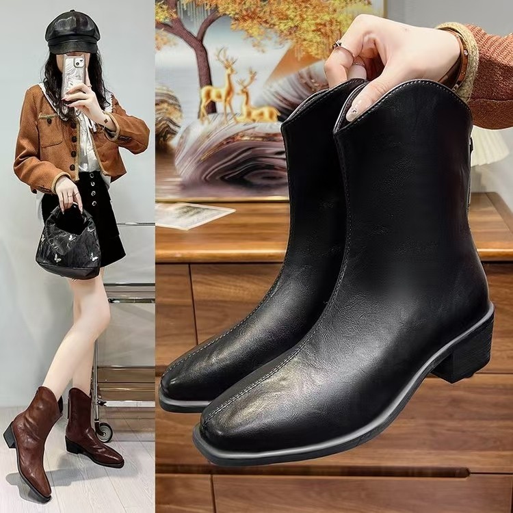 2026秋季新款V口黑色时尚马丁靴尖头法式高级感流行的小短靴子女主图