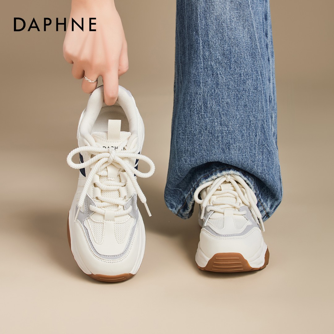 达芙妮厚底阿甘鞋女鞋2026春季新款增高透气运动小白芭蕾德训板鞋主图