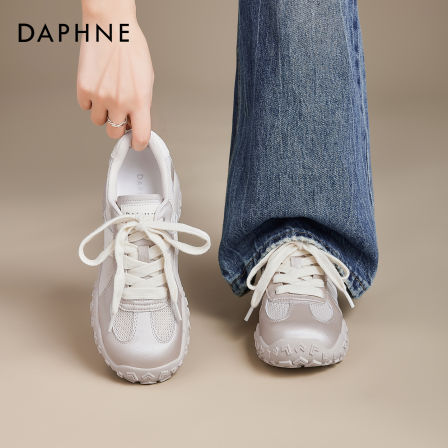 达芙妮芭蕾德训鞋女2026新款春季内增高厚底阿甘休闲登山运动鞋子