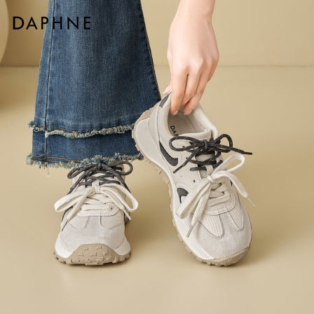 达芙妮德训鞋女2026新款春季内增高阿甘软底轻便百搭休闲运动板鞋