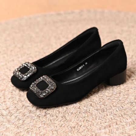 真皮羊皮粗跟单鞋女2025新款浅口晚晚鞋法式气质水钻方扣工作鞋