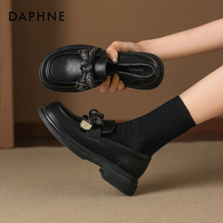 达芙妮乐福鞋女2026新款春季厚底英伦风小皮鞋配裙子黑色jk单鞋子