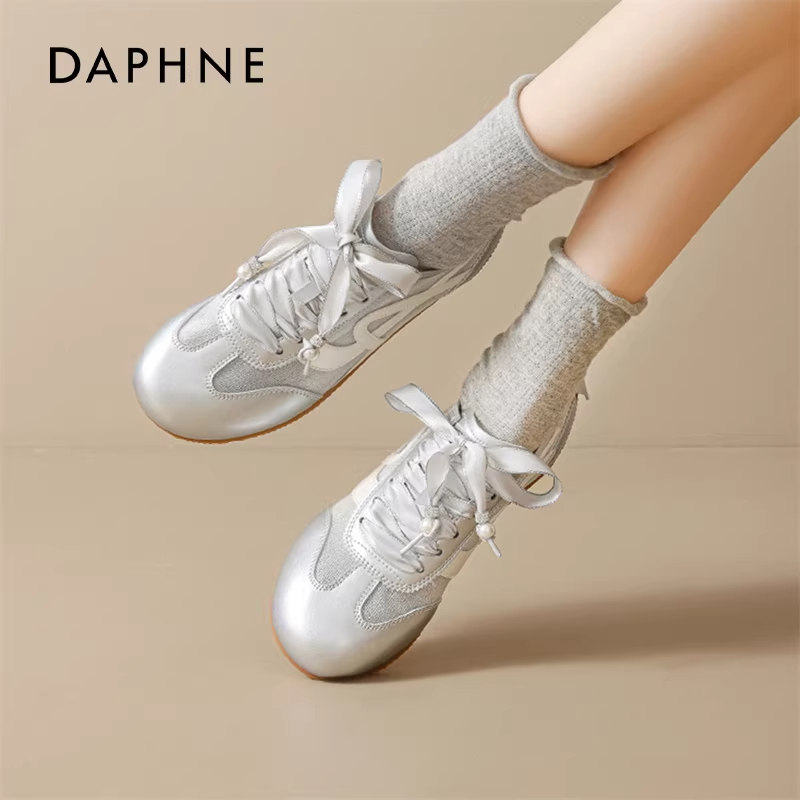 达芙妮厚底德训鞋女2026春季新款不累脚银色芭蕾风百搭休闲运动鞋主图