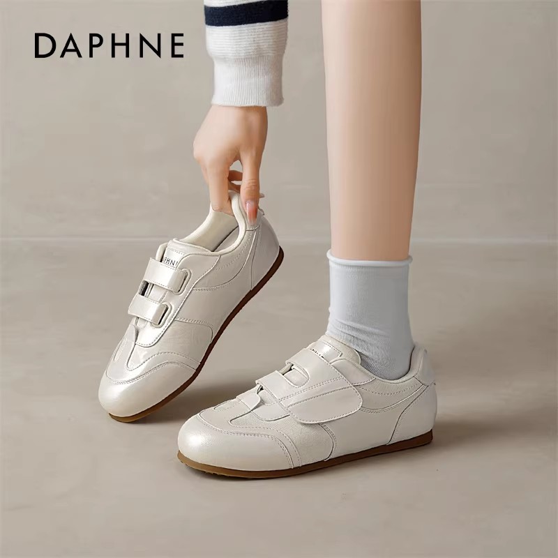 达芙妮芭蕾德训鞋女2026春季新款魔术贴小白鞋薄底轻便阿甘休闲鞋主图