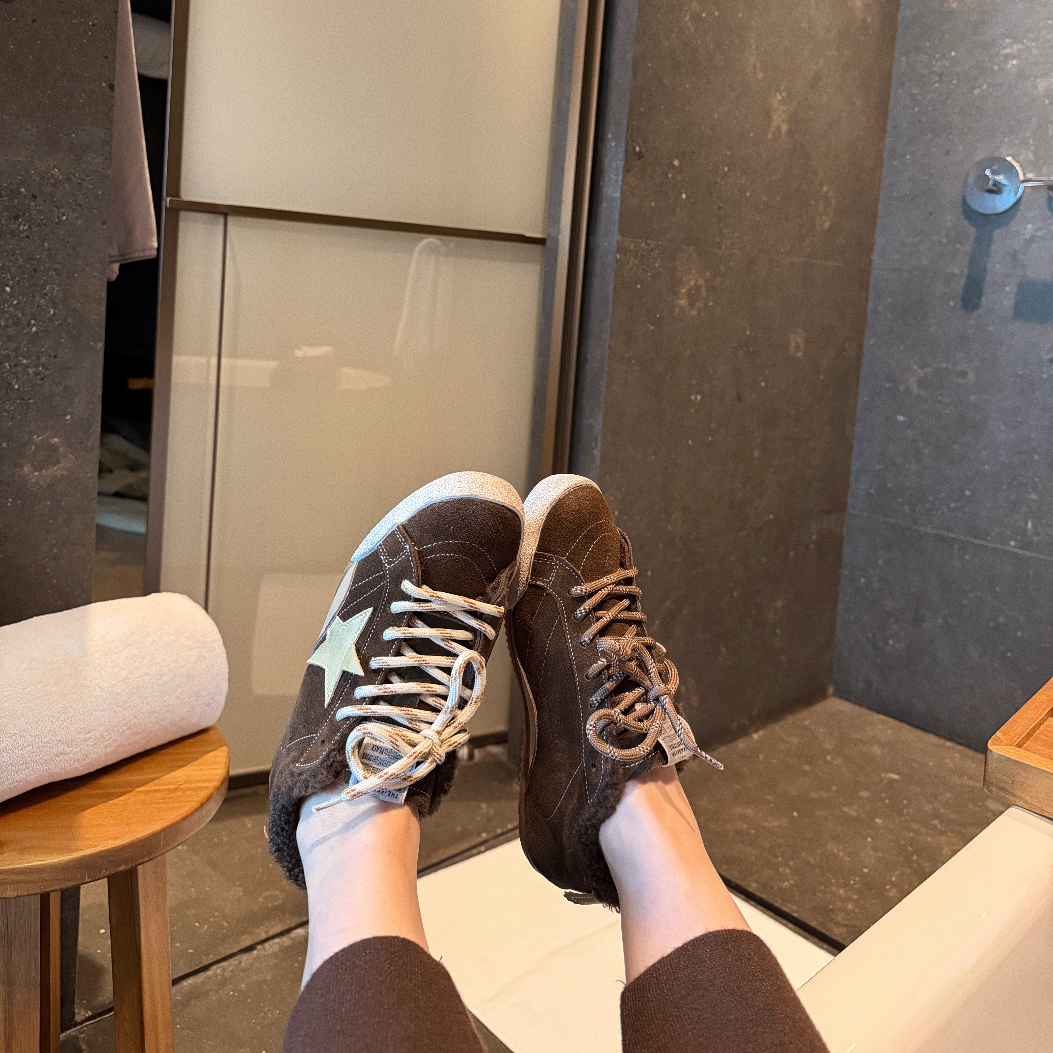 BETTER JOELAY-【灰调星星】休闲设计感秋冬时尚鞋百搭舒适Z6931主图