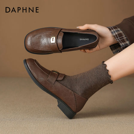 达芙妮棕色乐福鞋女2026新款春季通勤软底复古单鞋一脚蹬小皮鞋子