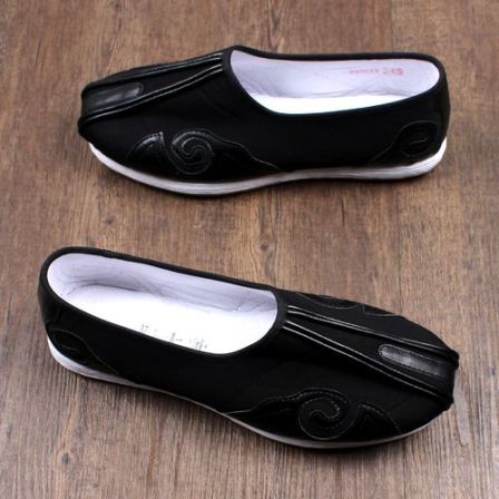 2026新款春季老北京布鞋男士高档手工千层底透气软底一脚蹬牛筋底