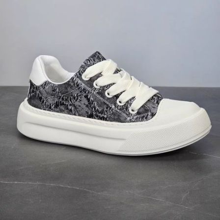 中国风潮鞋新款上新透气牛仔布板鞋男款百搭休闲轻便舒适鞋运动