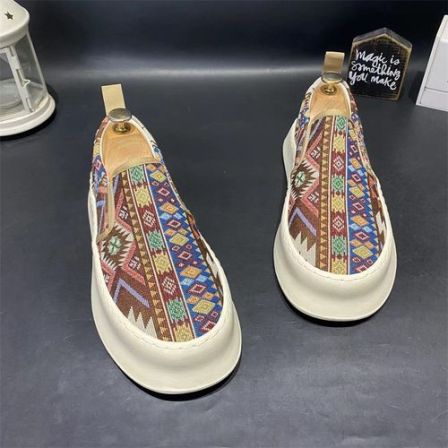 潮男民族风印花休闲鞋新款一脚蹬懒人鞋男夏季透气国潮个性布鞋子