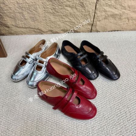 2026春夏单鞋玛丽珍修面皮平底魔术贴休闲风皮鞋芭蕾舞鞋