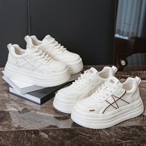 大码女鞋41-43新款2026春季新款厚底板鞋韩版休闲轻便百搭小白鞋主图