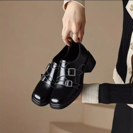 英伦风小皮鞋女2026春季新款时尚百搭复古双搭扣方头粗跟乐福鞋女