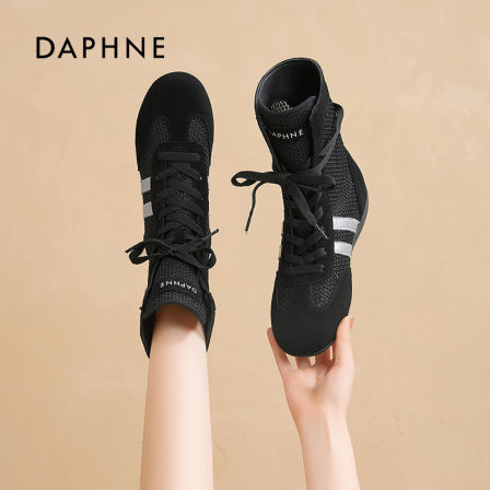 达芙妮薄款厚底拳击鞋女2026夏季新款透气马丁靴休闲高帮德训鞋S