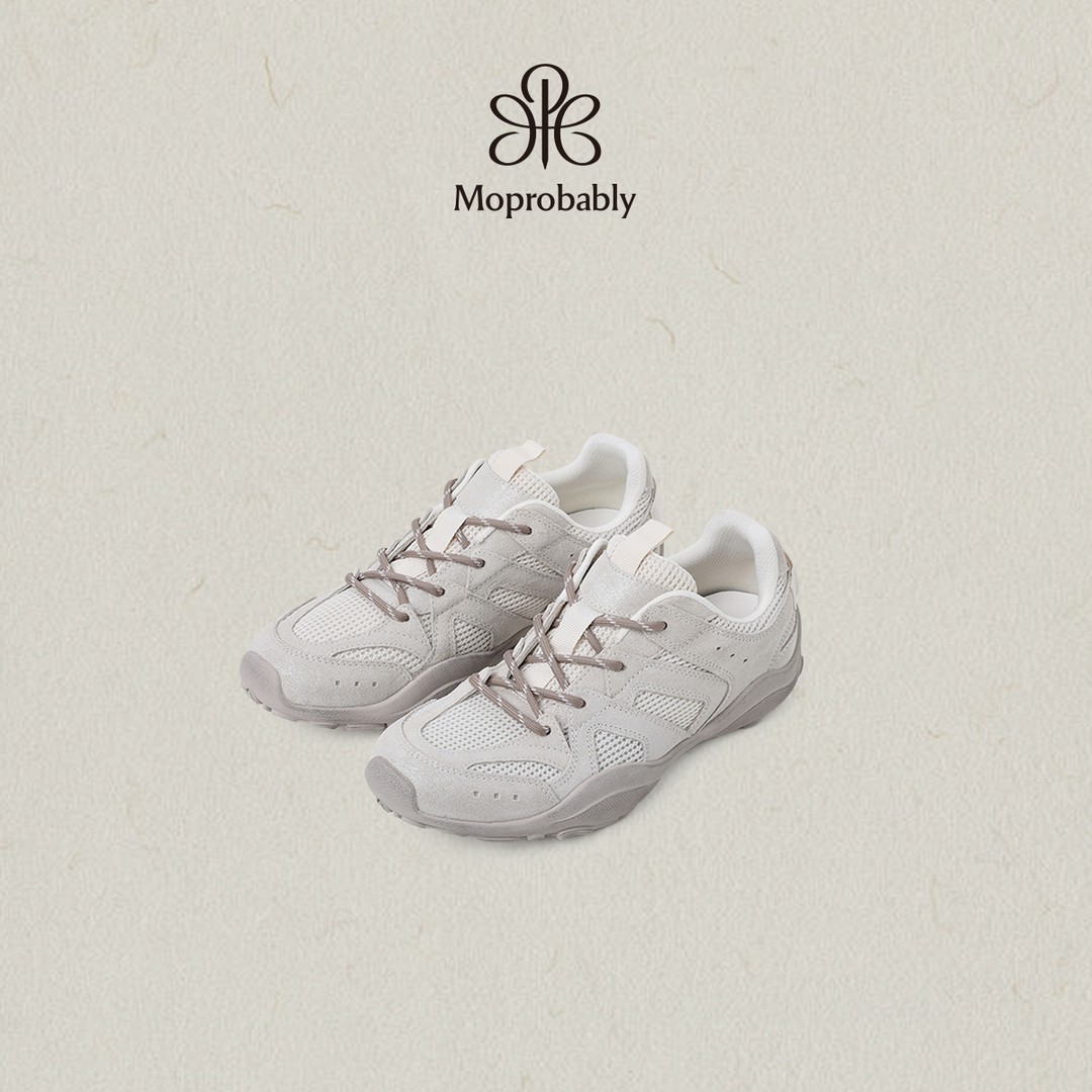 Moprobably李予诺 户外休闲风网面透气运动德训鞋L6109002主图