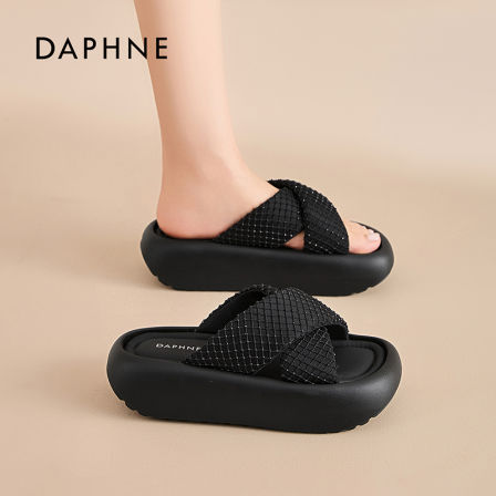 达芙妮夏季外穿增高海边凉拖鞋女2026新款厚底配裙子时尚一字拖S 