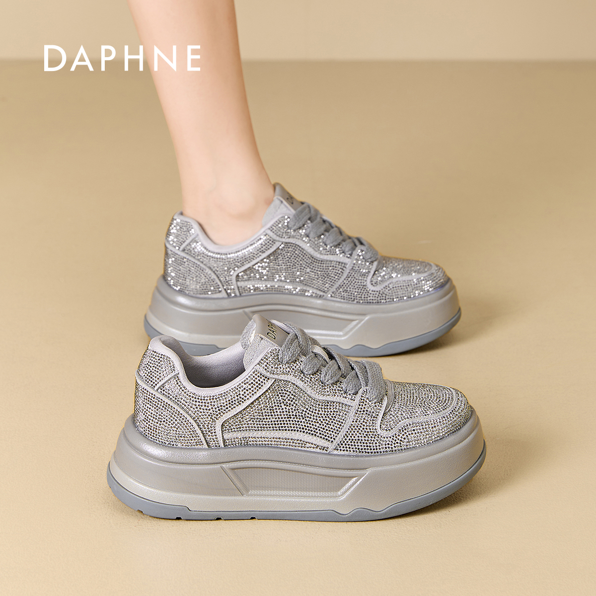 达芙妮灰色满钻板鞋内增高女款2026新款厚底松糕底运动休闲鞋子S 主图