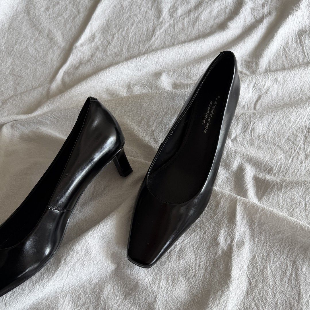 YDD/2026年新款法式复古简约气质时尚方头浅口中跟细跟单鞋/7044主图