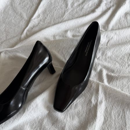 YDD/2026年新款法式复古简约气质时尚方头浅口中跟细跟单鞋/7044