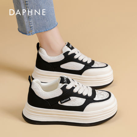 达芙妮复古拼色厚底板鞋女款2026春季新款透气不累脚运动休闲鞋S 