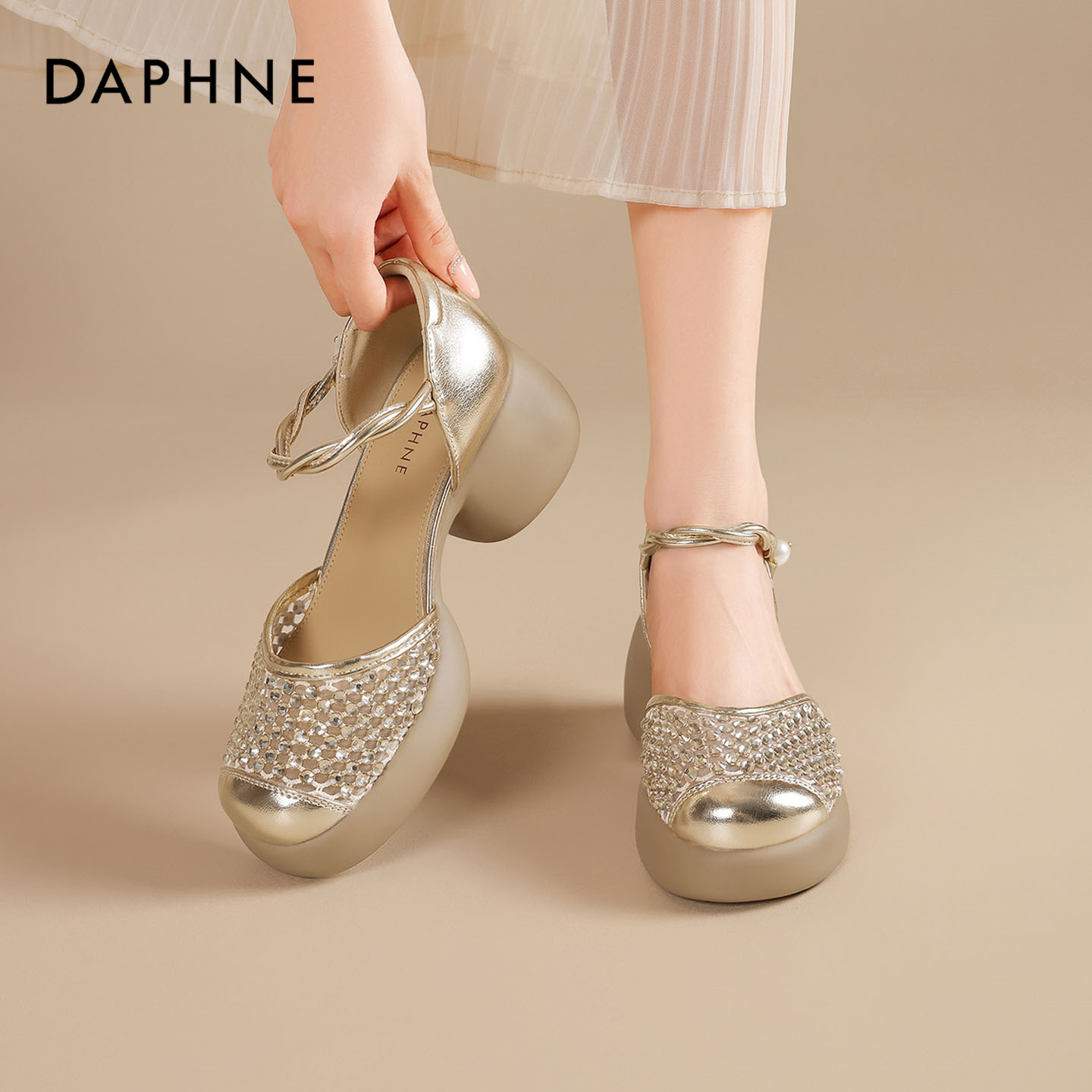 达芙妮女士厚底增高松糕鞋休闲仙女风法式百搭夏季包头时装凉鞋S主图