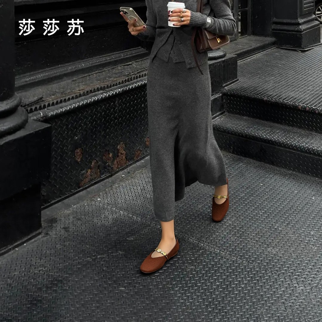 [幸运链]莎莎苏2026年春款软平底方头单鞋复古玛丽珍鞋Z76122A-12主图