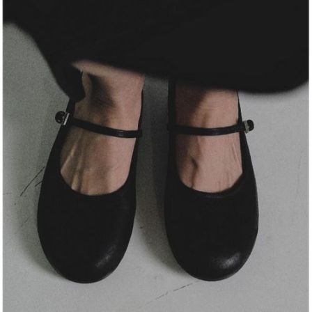 Ari Gemma｜气球·磨砂头层牛皮复古感圆头极简设计手工玛丽珍