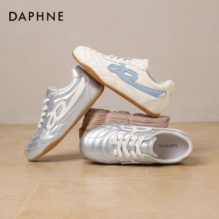 达芙妮春季新款复古脏脏风百搭轻便系带女款休闲舒适软底德训鞋