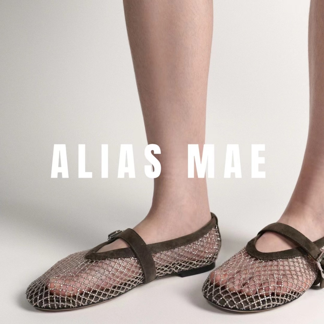 进口羊绒 | 钻面渔网 | 时髦镂空透气芭蕾舞女士平底单鞋主图