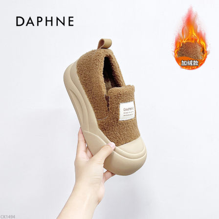 达芙妮雪地靴保暖一脚蹬2025冬季新款厚底防滑时尚加绒休闲鞋LL