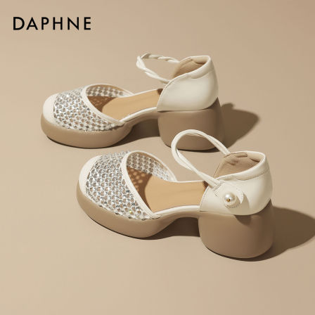 达芙妮厚底增高凉拖鞋女士休闲百搭夏季新款时尚包头一字带凉鞋S