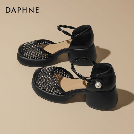 达芙妮厚底增高松糕鞋女士休闲法式百搭夏季包头时装一字带凉鞋S