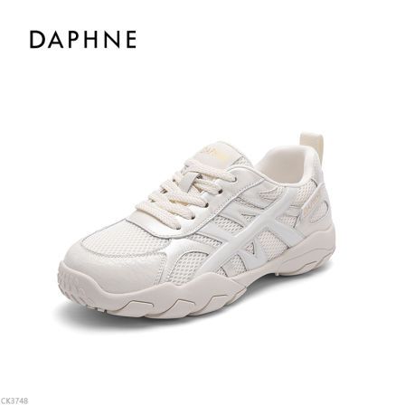 达芙妮新款透气运动休闲鞋时尚休闲女鞋系带日常通勤款LL