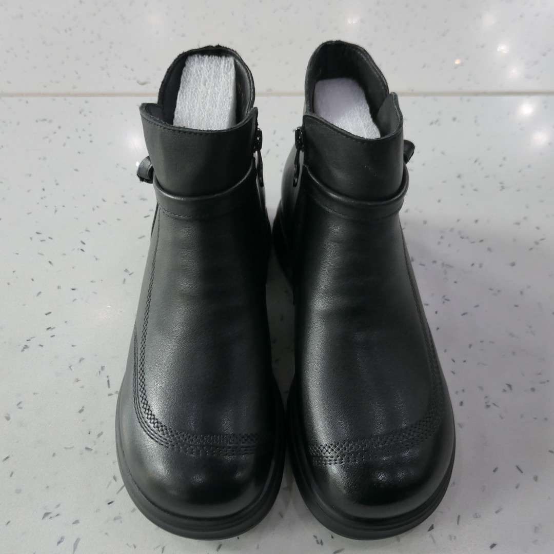 XL-55981秋冬款二棉毛绒牛皮三分腰靴主图