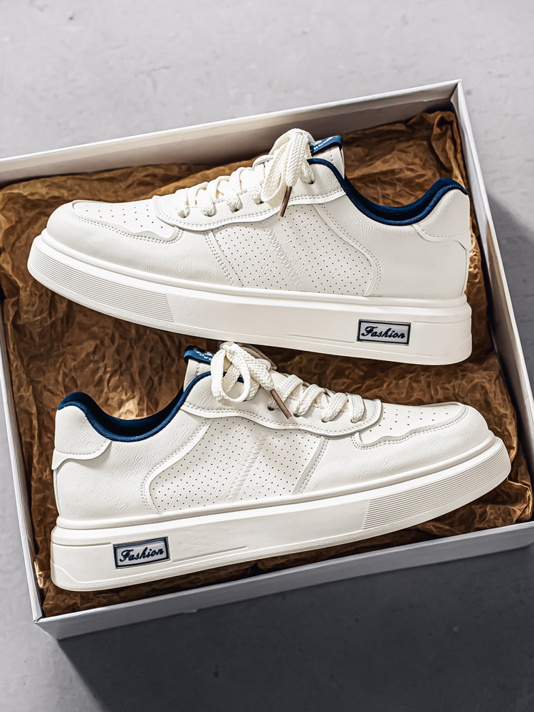 纯白色男鞋2026新款春季青少年学生运动休闲板鞋厚底增高小白潮鞋主图