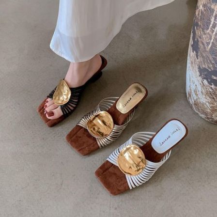 4.5cm【依美丁】全皮手工新款小众度假风中跟软底露趾凉鞋女时尚