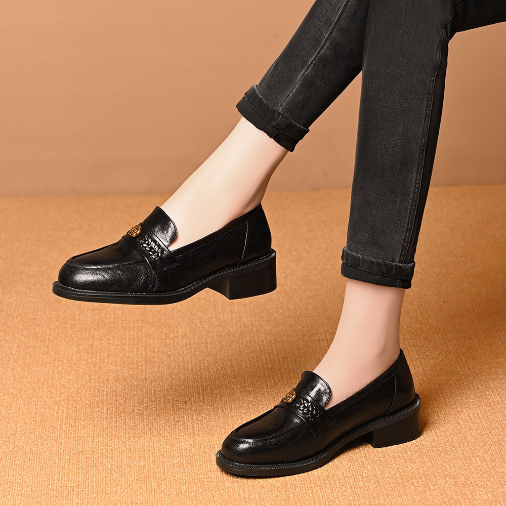 头层羊皮山茶花真皮圆头乐福鞋女春秋新款平底英伦风一脚蹬小皮鞋主图