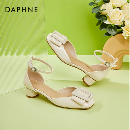 达芙妮宋茜代言包头包跟凉鞋夏季2025年新款粗跟一字带方头晚晚风