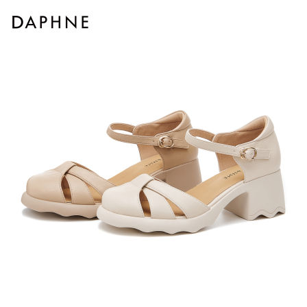 达芙妮包头休闲凉鞋女2025春季新款镂空透气罗马鞋粗跟中空高跟鞋