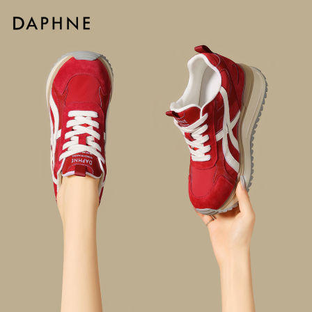 达芙妮新款春季时尚复古厚底内增高百搭休闲女款德训鞋