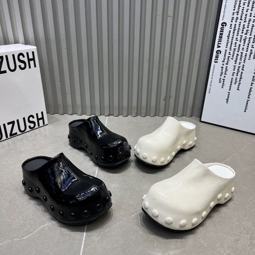 广州欧货【奶钉】早春6cm勃肯圆头洋气轻奢纯色包头拖1077-1主图