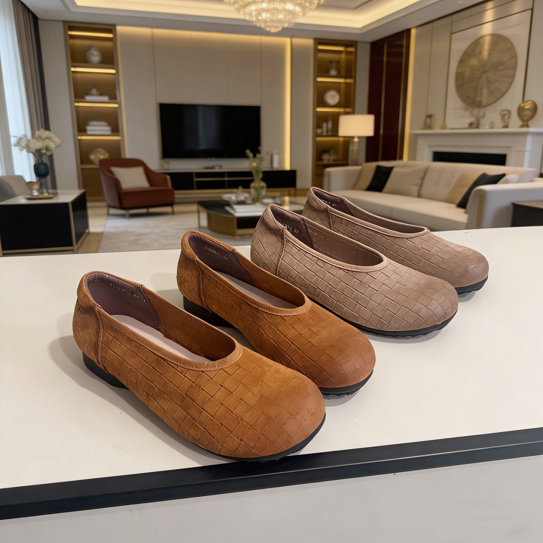 1688-1新款复古轻便透气软底百搭女浅口单鞋主图