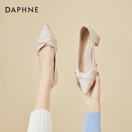 达芙妮粗跟高跟鞋气质新款夏季尖头单鞋法式轻奢百搭女鞋