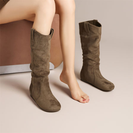 【达芙妮】时尚百搭堆堆靴爆款美拉德系长筒时装靴牛仔靴复古骑士靴