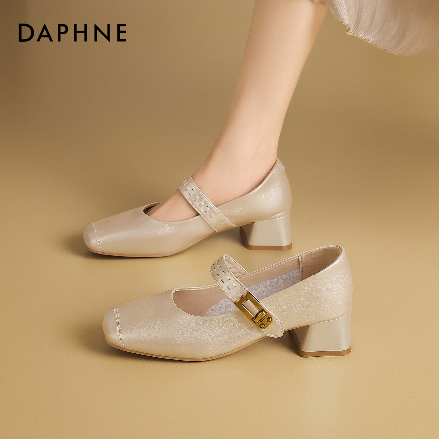 达芙妮方头琥珀流光风粗跟玛丽珍女鞋春季百搭休闲时尚高跟单鞋主图